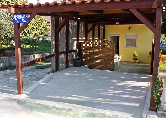 Vakantiehuis Seaside House Bibinje, Zadar - 5854 Bibinje